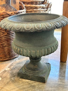 Shallow Urn - Green